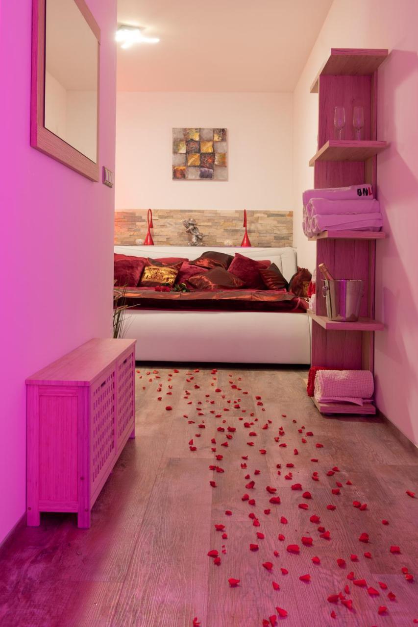 Romanticky Wellness Suite Hotel Heinz โดบริช ภายนอก รูปภาพ